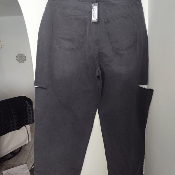 NWT Pretty little thing thigh split boyfriend jeans washed black size 12 - Picture 2 of 2